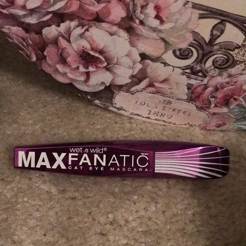 Max Fanatic Wet n Wild mascara!